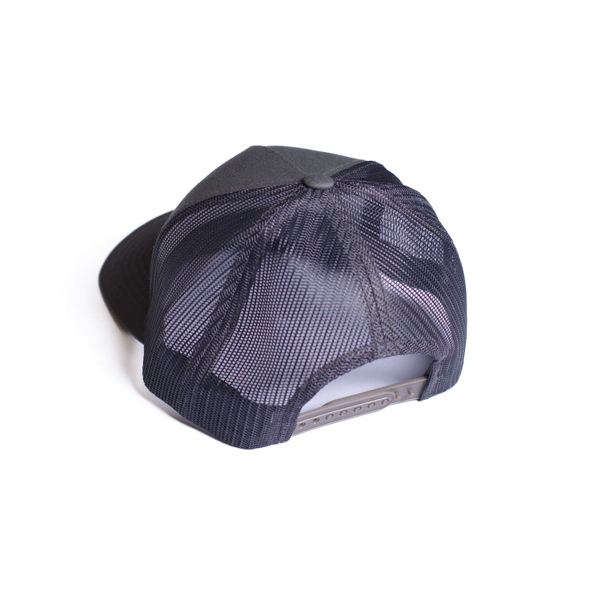 https://cdn.shopify.com/s/files/1/0493/2776/7713/files/ALMSTHRECyclingHat-18.jpg?v=1703989056