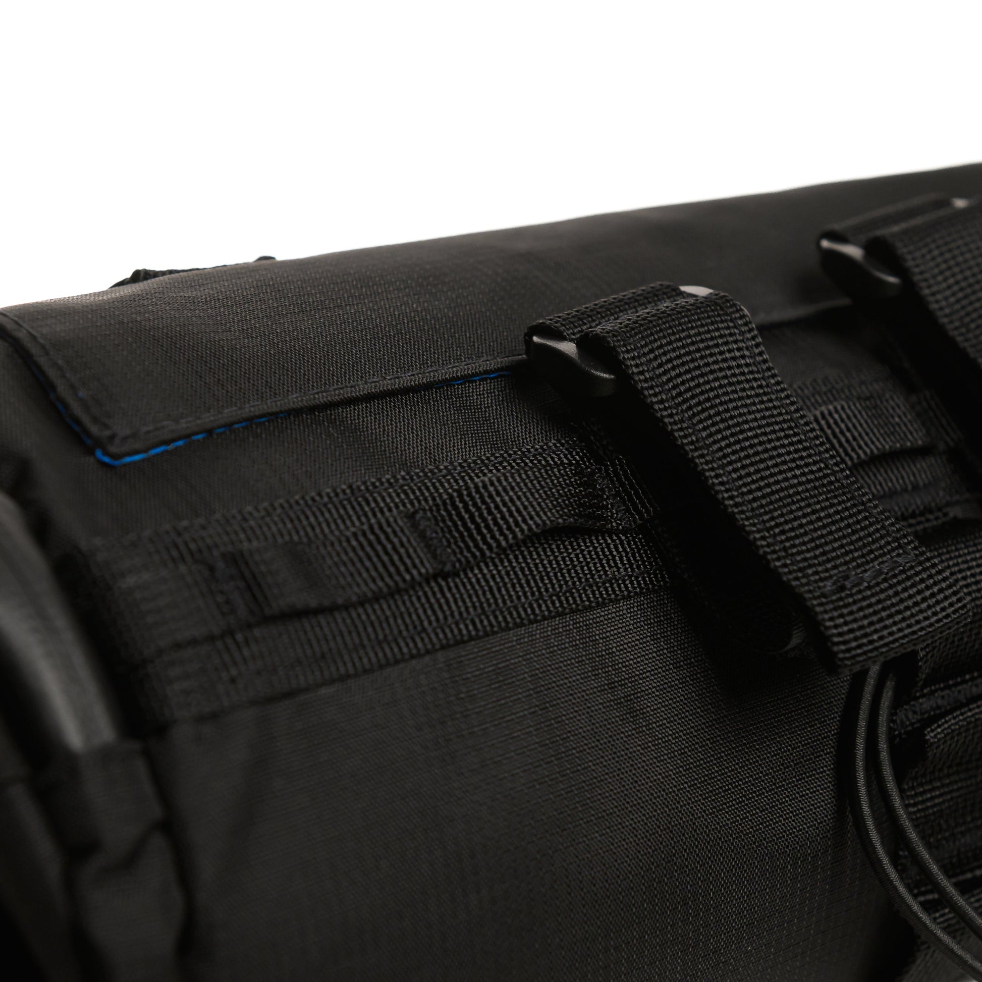 https://cdn.shopify.com/s/files/1/0493/2776/7713/files/Signature_XL_Bar_Bag_mounting_locations.jpg?v=1763224113