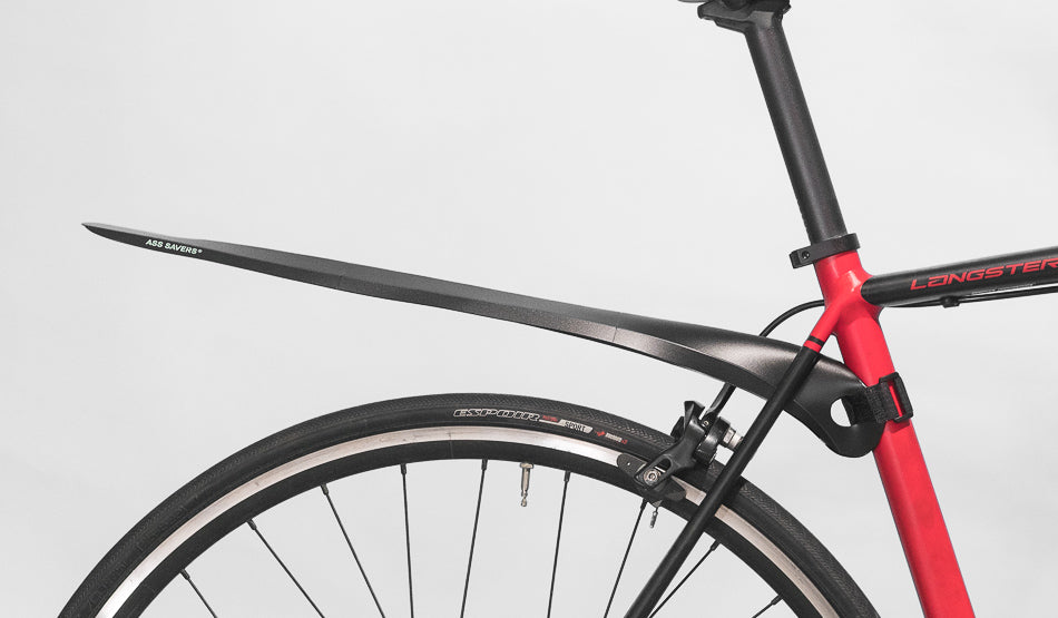 https://cdn.shopify.com/s/files/1/0121/2492/products/fendorbendor_regular_mudguard_a344fd00-6f21-47d0-a0a7-3d8b3110108e.jpg?v=1611831711