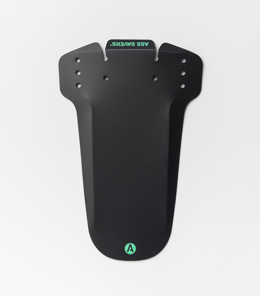 https://cdn.shopify.com/s/files/1/0121/2492/files/mudder_BLACK_front_mudguard.jpg?v=1708595496